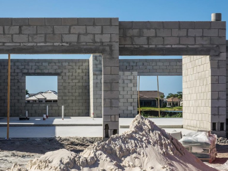 Que comprend le gros œuvre à Argoules pour votre projet ?