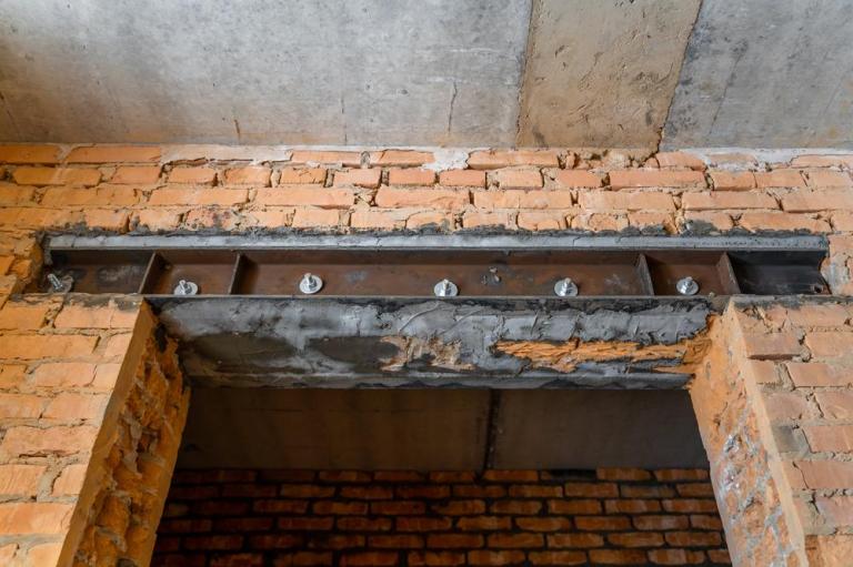 Ouverture d'un mur à Argoules, les étapes à respecter